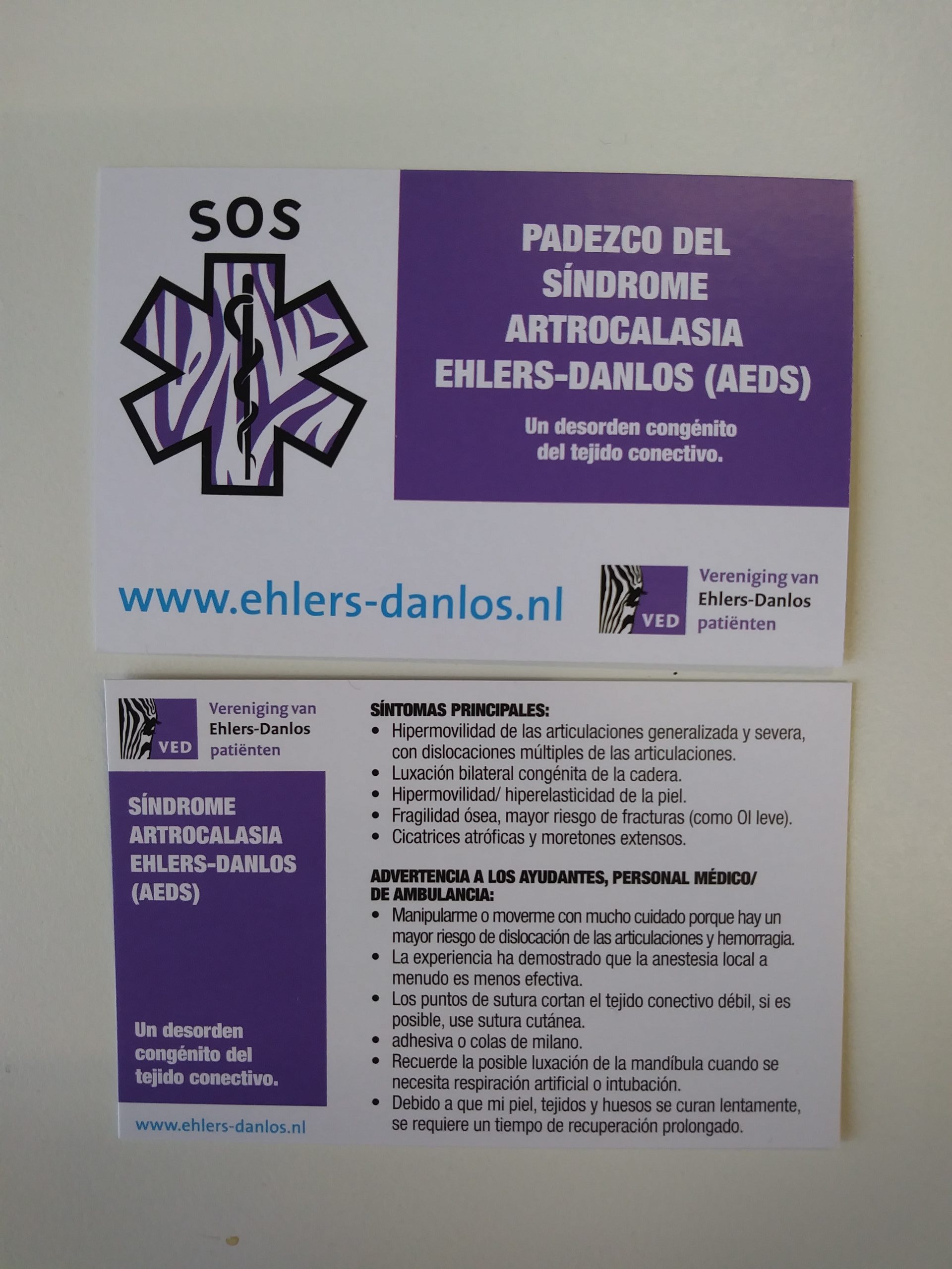 SOS kaartje (AEDS) – Spaans – Papier