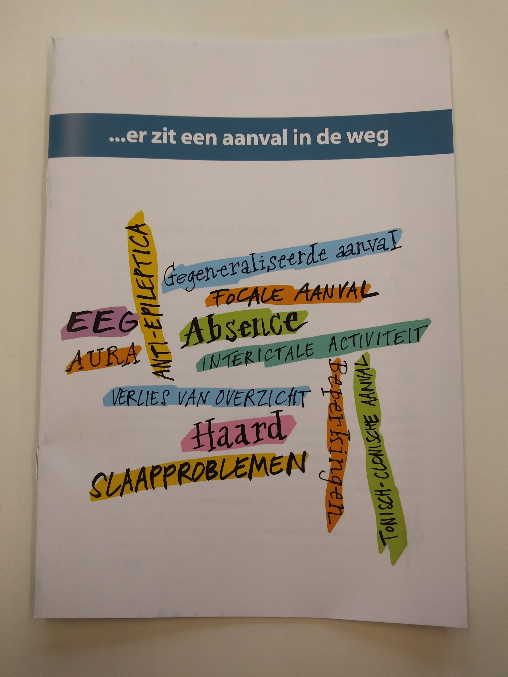 …er zit een aanval in de weg