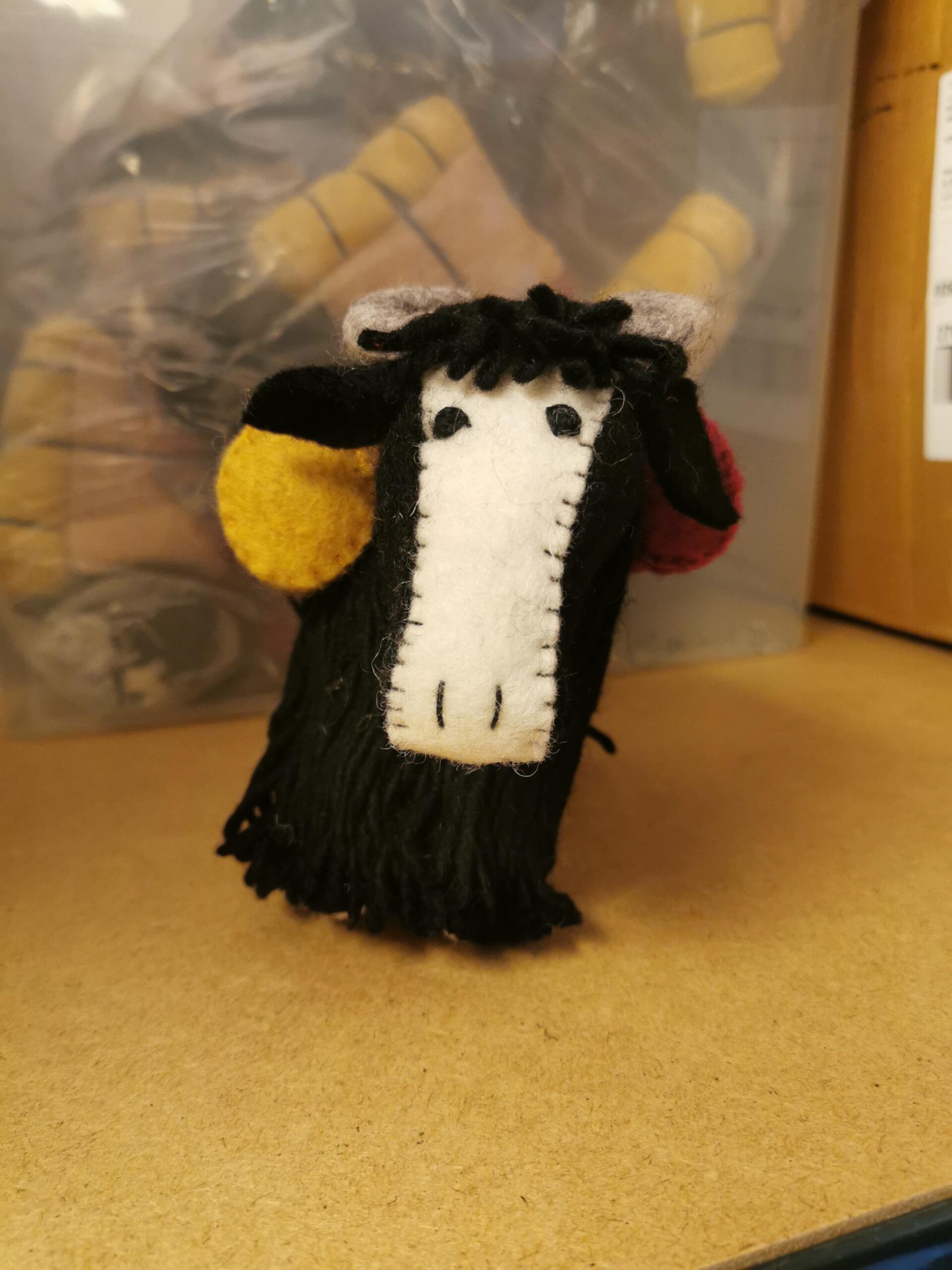 Yak knuffel – groot zwart